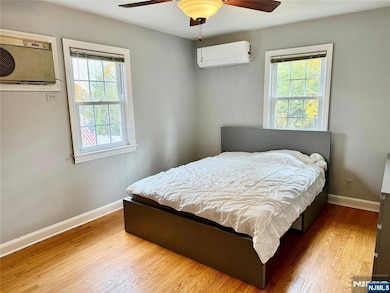 40 Dohrman Ave, Teaneck, NJ 07666 - photo 5