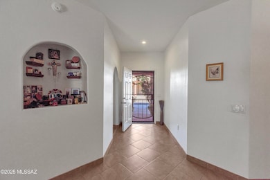 1999 W Bramburgh Ct, Tucson, AZ 85713 - photo 3