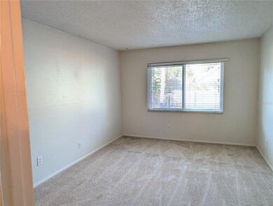 Plaza Gardens unit 115, Sarasota, FL 34239 - photo 4