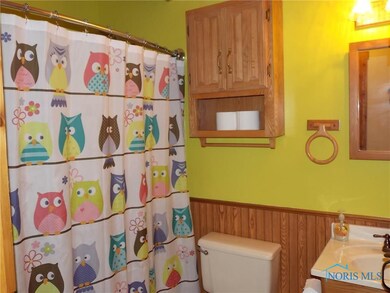 19915 Fostoria Rd, Pemberville, OH 43450 - photo 5