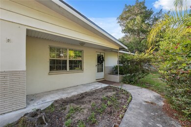 395 S Poinsettia Terrace, Crystal River, FL 34429 - photo 2