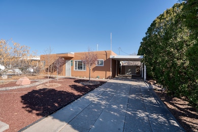 2724 Graceland Dr NE, Albuquerque, NM 87110 - photo 2