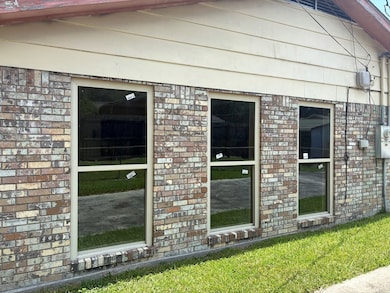 916 Tower Dr, Laurel, MS 39440 - photo 3