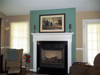 350 Stowe Ave unit 202, Asheboro, NC 27203 - photo 3