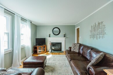 327 Albany Shaker Rd, Albany, NY 12211 - photo 5