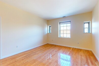 60E Glen Rd unit 305, Brookline, MA 02445 - photo 5