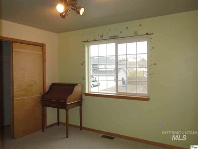 327 Julie Dr, Moscow, ID 83843 - photo 5