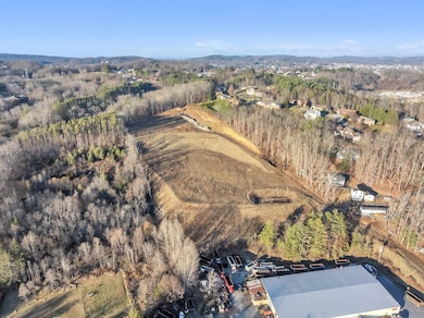 2170 Old Bluefield Rd, Princeton, WV 24739 - photo 3