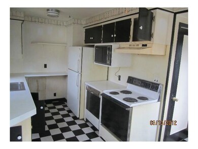 3375 Walmar Dr, Columbus, OH 43224 - photo 5