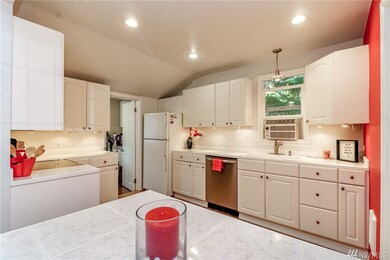 6824 52nd Ave W, University Place, WA 98467 - photo 5