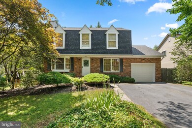 19073 Mcfarlin Dr, Germantown, MD 20874 - photo 2