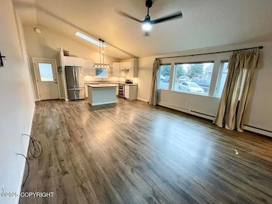 2357 Selief Lane - Living Area