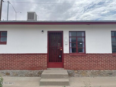 4101 Fort Blvd unit 2, El Paso, TX 79930 - photo 2