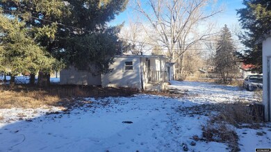 847 & 847 1/2 N Desmet, Buffalo, WY 82834 - photo 5