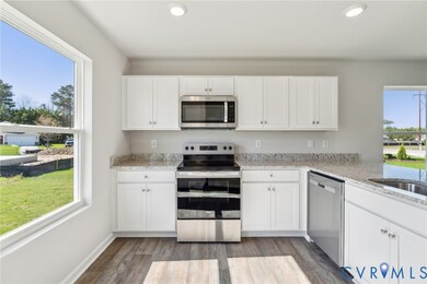 82 Our Way Dr, Kilmarnock, VA 22482 - photo 4