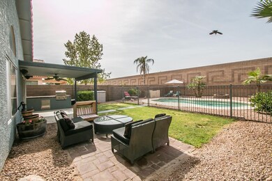 great backyard for entertaining