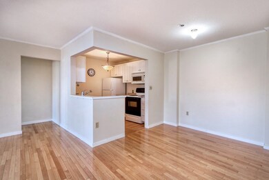 273 Cambridge Rd unit 302, Woburn, MA 01801 - photo 7