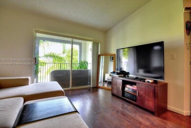 4440 NW 107th Ave unit 3067, Doral, FL 33178 - photo 5