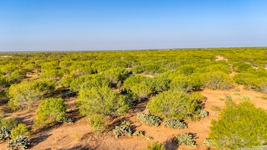 2 Cr 331 E, Jourdanton, TX 78026 - photo 7