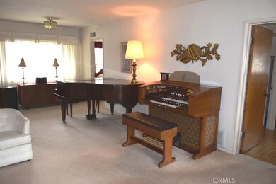 1502 E Sycamore Ave, El Segundo, CA 90245 - photo 3