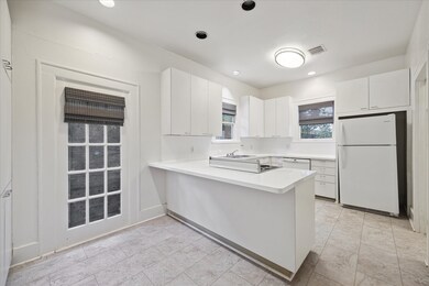 1604 Sul Ross St, Houston, TX 77006 - photo 5