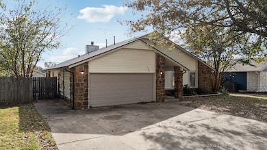 1286 E 140th Place, Glenpool, OK 74033 - photo 2