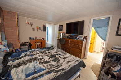 Plenty of room for a big bed here