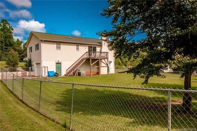 136 W Haven Dr, Statesville, NC 28625 - photo 4