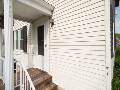 69 Chestnut Hill Ave, Cranston, RI 02920 - photo 4