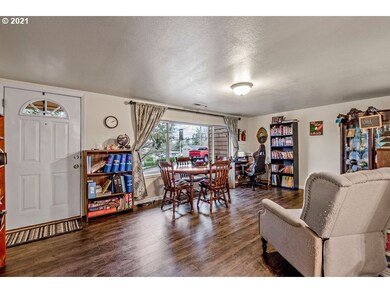 3236 Pacific Way, Longview, WA 98632 - photo 2