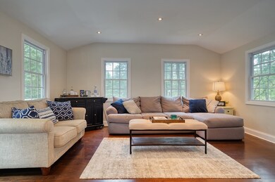 17 Kingfisher Rd, Tewksbury, MA 01876 - photo 5