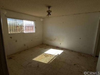 64837 3rd St S, Joshua Tree, CA 92252 - photo 4