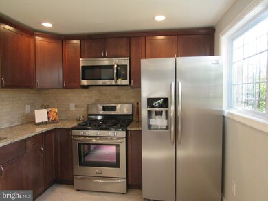 700 Booker Dr, Capitol Heights, MD 20743 - photo 7