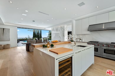 5107 Los Hermosos Way, Los Angeles, CA 90027 - photo 6