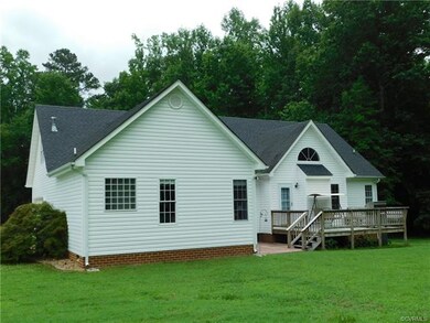 18780 Templeton Rd, Disputanta, VA 23842 - photo 6