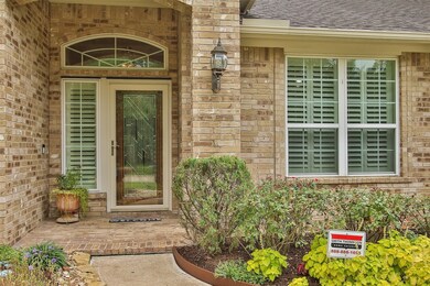 What an inviting entry. Quality Glass storm door at entry and back.
