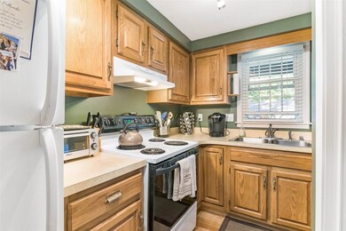 44 Whispering Pines Condominium unit 4, Colchester, VT 05446 - photo 7