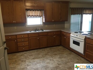 11300 Fm 438, Troy, TX 76579 - photo 6