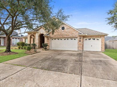 7335 Broadelm Dr, Houston, TX 77095 - photo 3