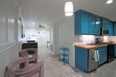 434 Lenard St unit E, Houston, TX 77009 - photo 3