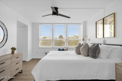 11-2947 S Atlantic Ave _201 (09)