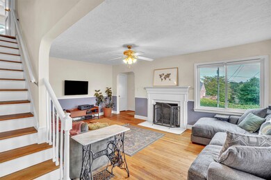 715 Randolph Ave, Pulaski, VA 24301 - photo 4