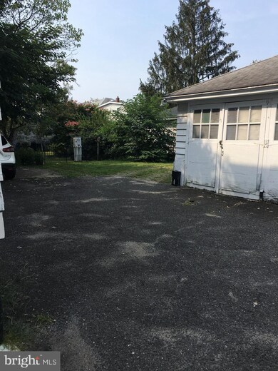 33 E Browning Rd, Collingswood, NJ 08108 - photo 3