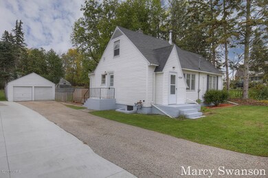 1220 Plymouth Ave NE, Grand Rapids, MI 49505 - photo 3