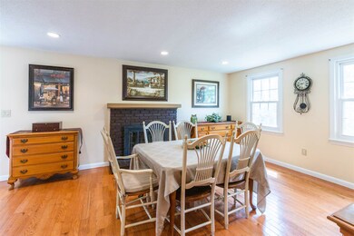 3 Divinity Cir, Nashua, NH 03063 - photo 2