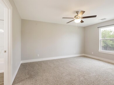 818 W Walker St, Denison, TX 75020 - photo 7