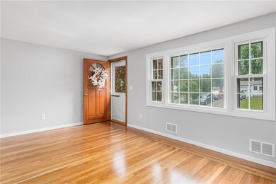 17 Bowman Dr, Warwick, RI 02889 - photo 3