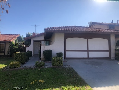 828 Santa fe Ln, Colton, CA 92324 - photo 2