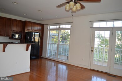 25878 Commons Square, Chantilly, VA 20152 - photo 6