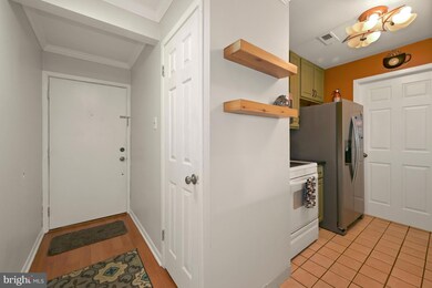 307 Hunter Ct unit 307, Marlton, NJ 08053 - photo 3